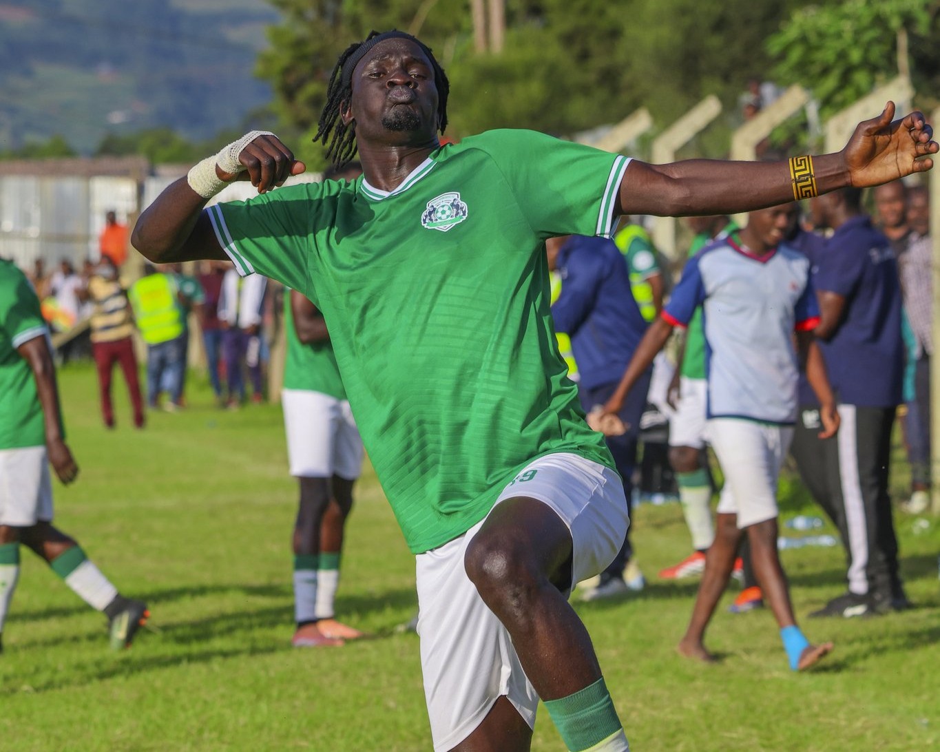 Euphoria as Kigezi Home Boyz Football Club attain promotion to Star Times Uganda Premier League